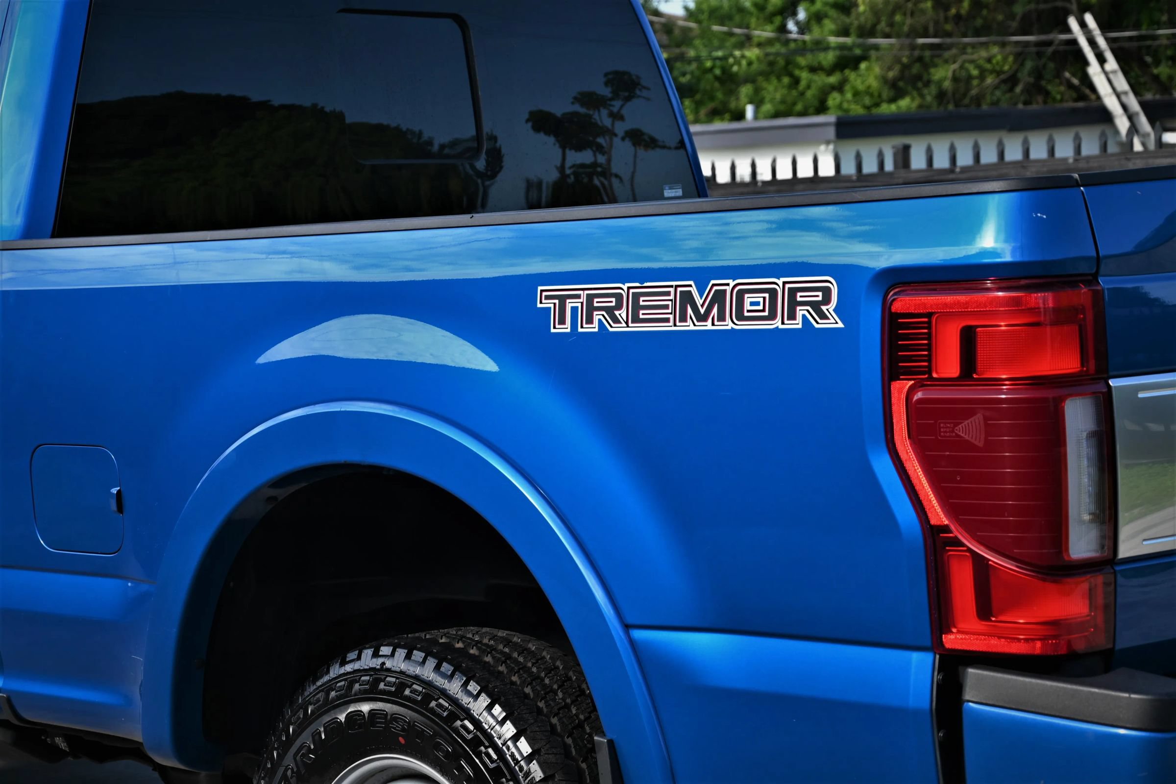 Used 2021 Ford F250 Platinum w/ Tremor Off-Road Package AWD/4WD image 7