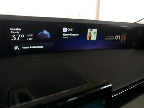 Used 2024 Lincoln Nautilus Reserve image 22