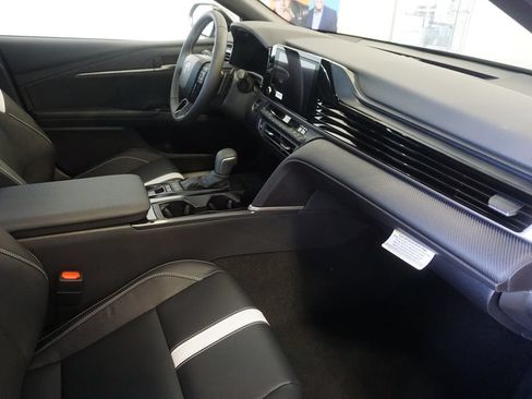 New 2026 Toyota Camry SE FWD image 25