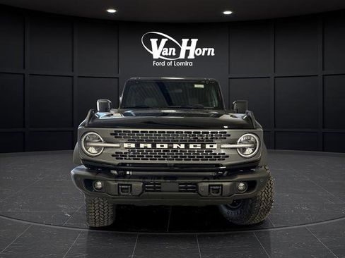 New 2026 Ford Bronco Badlands image 11