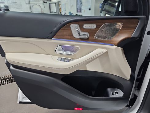 New 2026 Mercedes-Benz GLE 450 4MATIC image 28