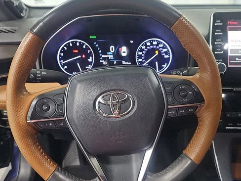 Used 2019 Toyota Avalon Limited FWD image 8
