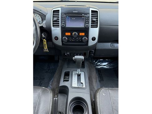 Used 2017 Nissan Frontier PRO-4X w/ Pro-4x Luxury Package AWD/4WD image 17