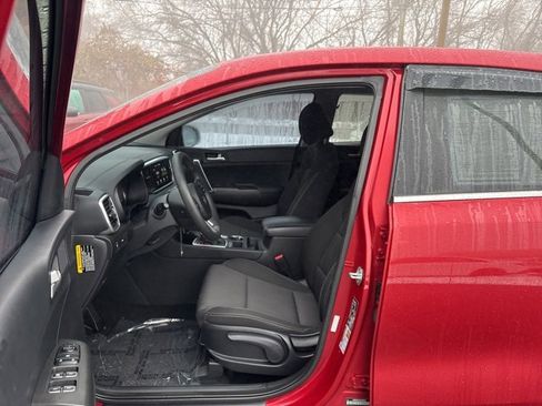 Used 2020 Kia Sportage LX image 21