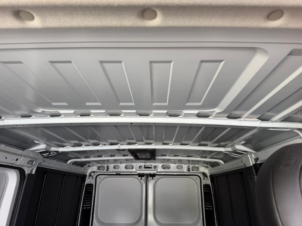 Used 2025 RAM ProMaster 2500 w/ Convenience Group FWD image 13