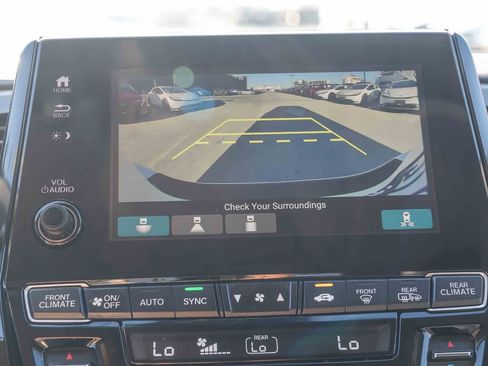 Used 2022 Honda Odyssey EX-L image 25