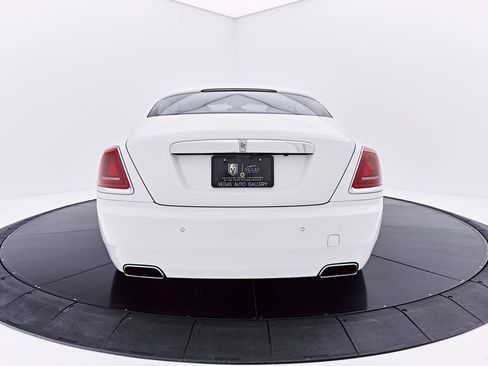 Used 2014 Rolls-Royce Wraith RWD image 15