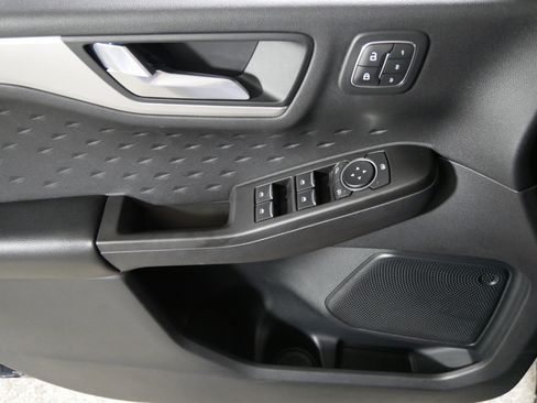 Used 2020 Ford Escape SEL image 19