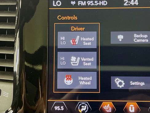 Used 2021 Jeep Grand Cherokee High Altitude AWD/4WD image 21