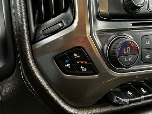 Used 2018 Chevrolet Silverado 2500 High Country AWD/4WD image 26
