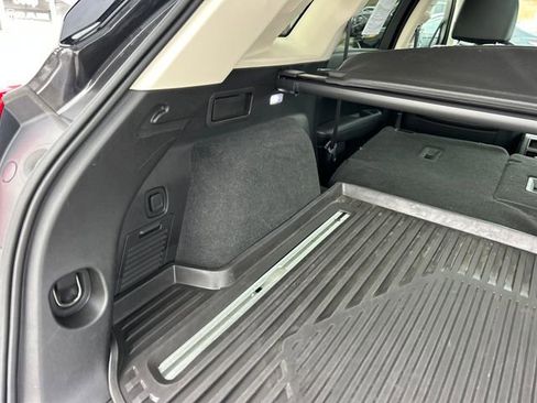 Used 2019 Cadillac XT5 Luxury image 46