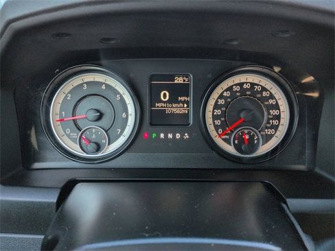 Used 2014 RAM 1500 Express image 27