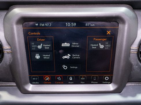 Used 2021 Jeep Wrangler Unlimited Sahara AWD/4WD image 19