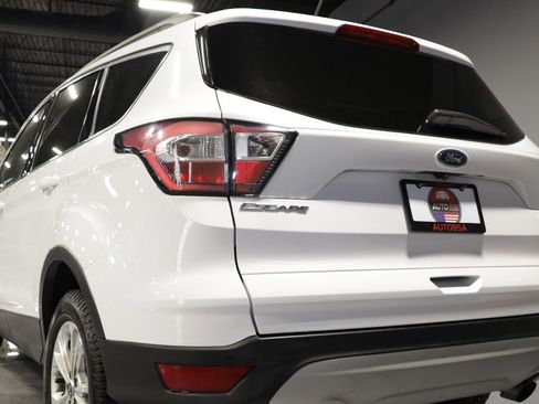 Used 2018 Ford Escape SEL image 29