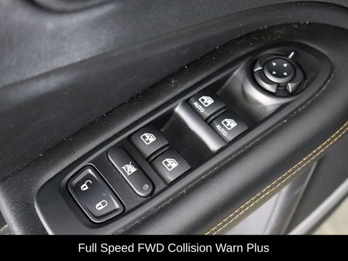 Used 2018 Jeep Compass Limited w/ Navigation Group AWD/4WD image 19