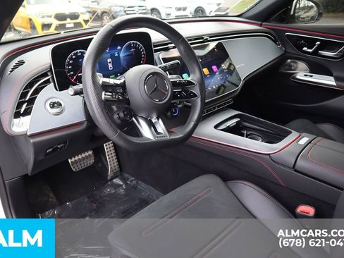 Used 2025 Mercedes-Benz E 53 AMG e 4MATIC Sedan image 10