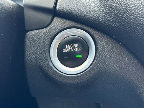 Used 2019 Chevrolet Equinox LT AWD/4WD image 33