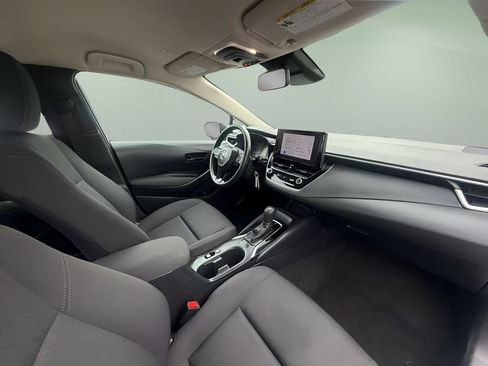 Used 2024 Toyota Corolla LE FWD image 17