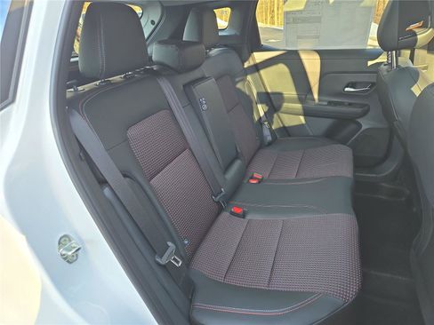 New 2026 Nissan Kicks SR w/ SR Premium Package AWD/4WD image 18