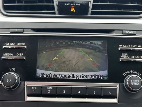 Used 2017 Nissan Altima 2.5 SL w/ Moonroof Package image 22