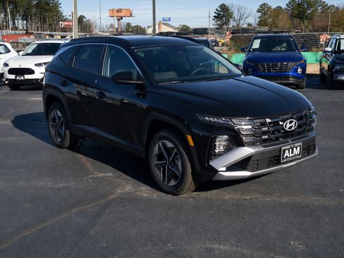 New 2026 Hyundai Tucson SEL FWD image 2