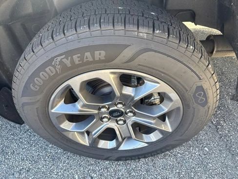 Used 2022 Ford Maverick XLT w/ XLT Luxury Package FWD image 7