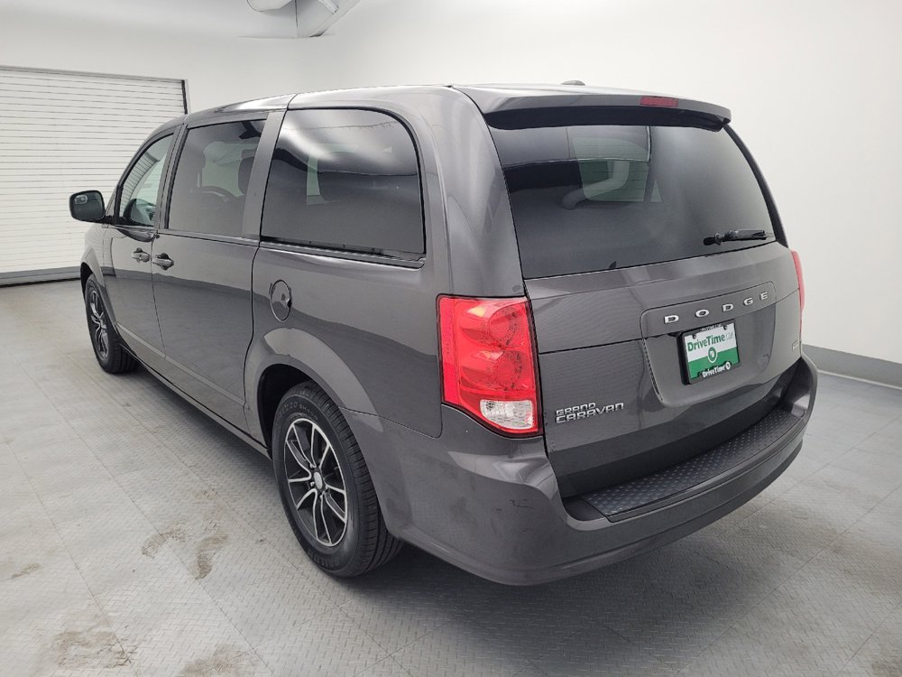 Used 2018 Dodge Grand Caravan SE FWD image 5