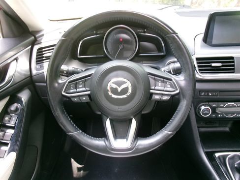 Used 2018 MAZDA MAZDA3 Grand Touring w/ Premium Equipment Package FWD image 32
