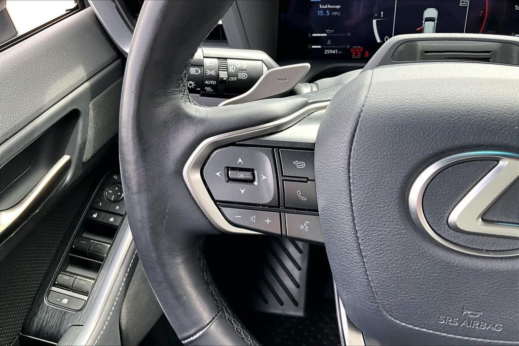 Used 2024 Lexus GX 550 w/ Accessory Package (Z1) AWD/4WD image 22