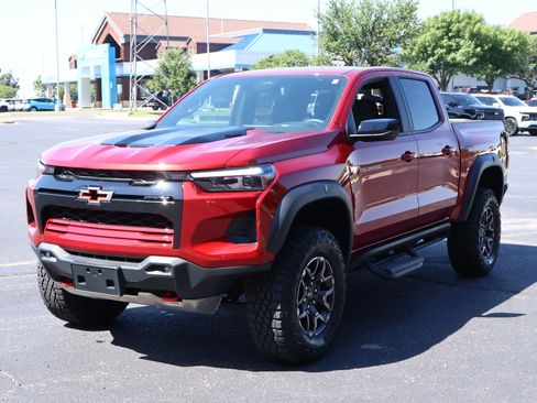 Used 2025 Chevrolet Colorado ZR2 AWD/4WD image 31