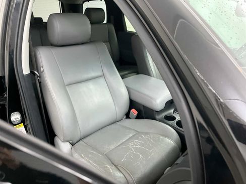Used 2011 Toyota Sequoia Limited AWD/4WD image 33