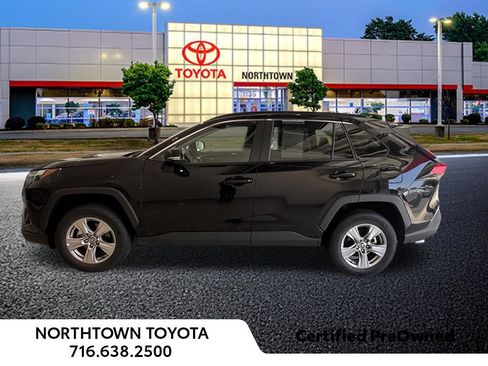 Used 2025 Toyota RAV4 XLE w/ Weather Package AWD/4WD image 3