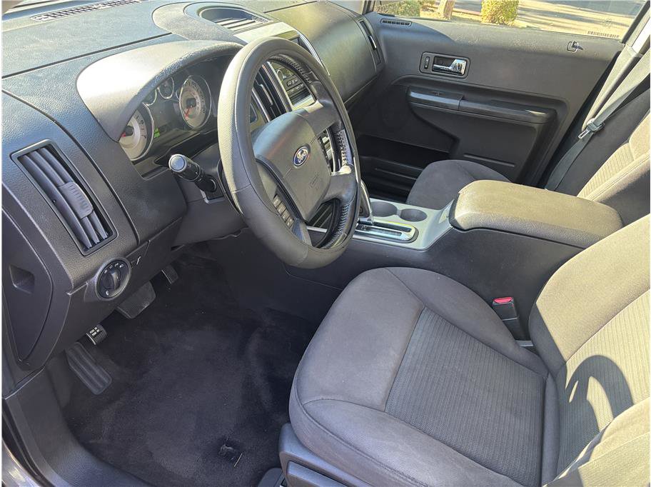 Used 2010 Ford Edge SEL FWD image 12