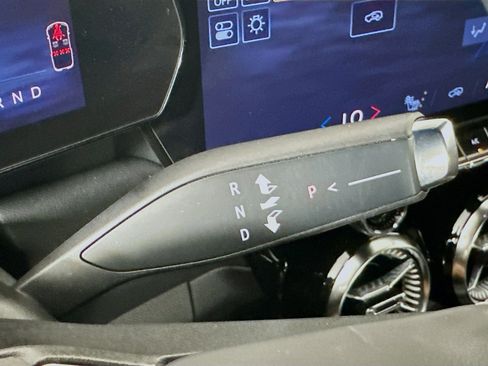 Used 2024 Chevrolet Blazer EV LT image 24