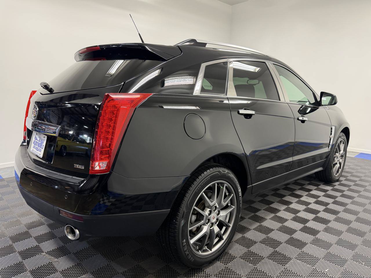 Used 2012 Cadillac SRX Premium FWD image 12