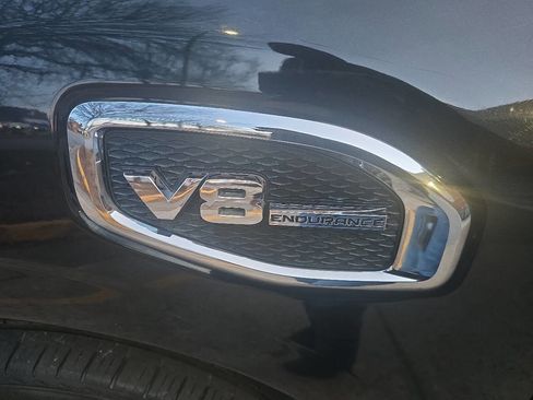 Used 2017 Nissan Titan SV image 9