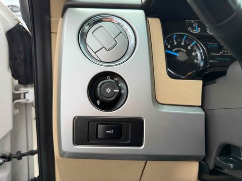 Used 2013 Ford F150 Lariat w/ Luxury Equipment Group image 27