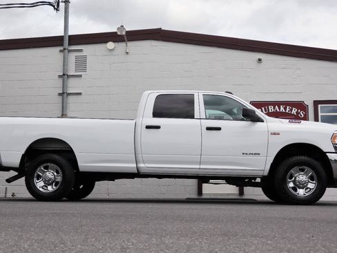 Used 2022 RAM 2500 Tradesman w/ Chrome Appearance Group AWD/4WD image 1