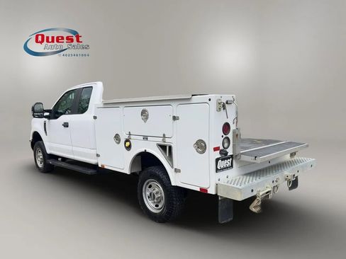 Used 2018 Ford F250 XL w/ Power Equipment Group AWD/4WD image 5