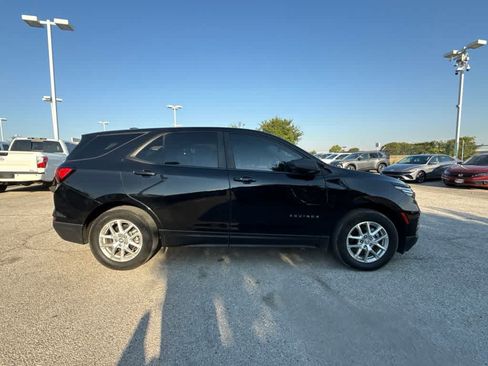 Used 2023 Chevrolet Equinox LS w/ LS Convenience Package FWD image 6
