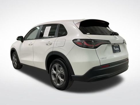 Certified 2026 Honda HR-V LX image 2
