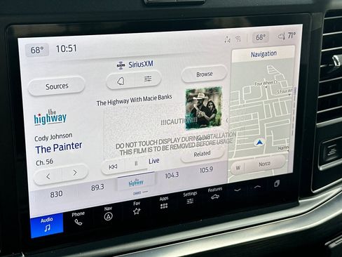 New 2025 Ford F250 Lariat w/ Black Appearance Package image 17