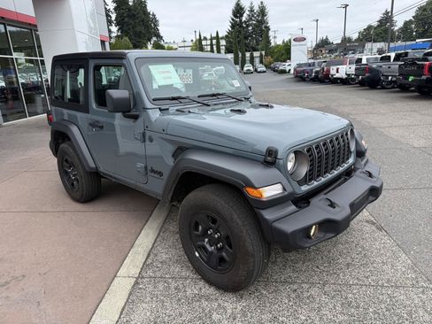 Used 2025 Jeep Wrangler Sport AWD/4WD image 8