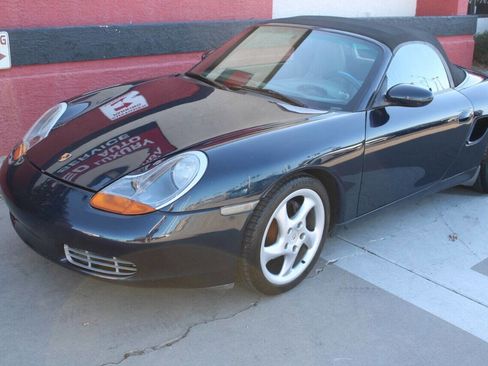 Used 2000 Porsche Boxster image 12