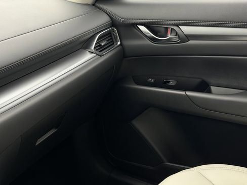 Used 2025 MAZDA CX-5 AWD 2.5 S w/ Preferred Package image 32