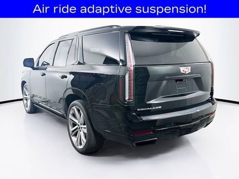 Used 2025 Cadillac Escalade Sport Platinum w/ LPO, Floor Liner Package AWD/4WD image 5