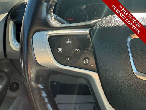 Used 2018 GMC Terrain SLT w/ Preferred Package image 18