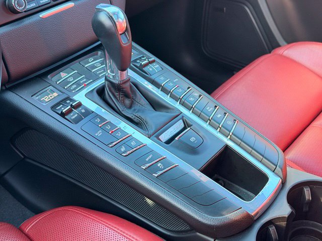Used 2018 Porsche Macan S w/ Premium Package Plus AWD/4WD image 19
