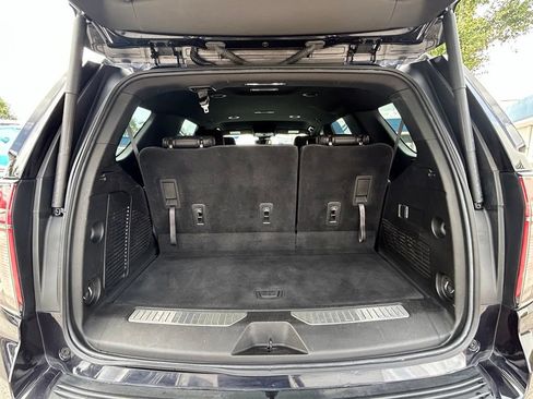 Used 2023 Chevrolet Tahoe RST RWD image 32