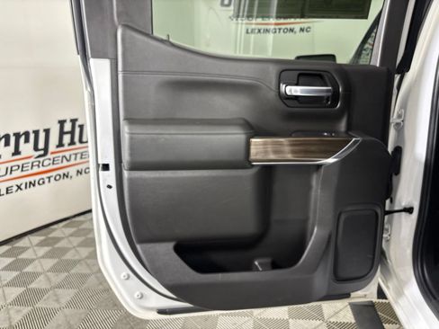 Used 2019 Chevrolet Silverado 1500 RST w/ All-Star Edition AWD/4WD image 19